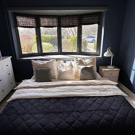 Formby, Spacious True Bungalow Steps From Beach Exterior foto